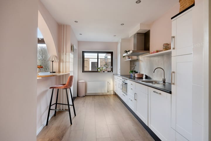 Photo 3 of Dommelstraat 8