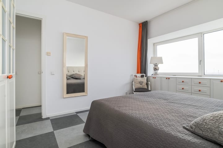 Photo 13 of Van der Hoevenplein 134