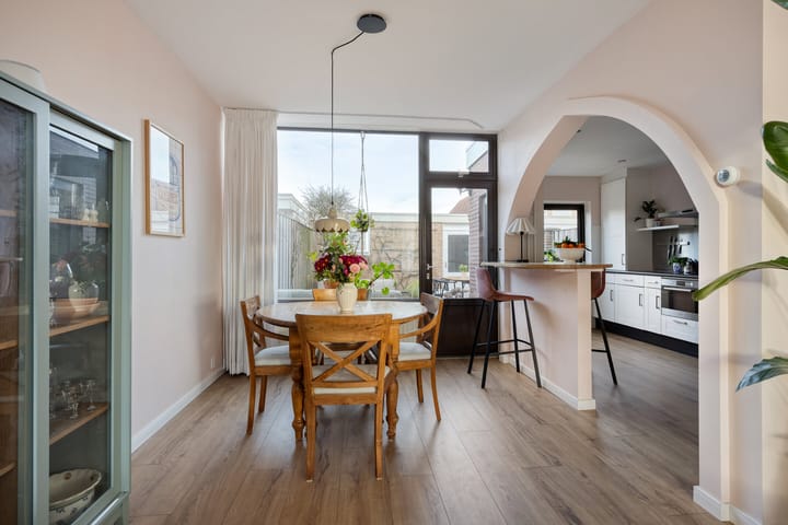 Foto 10 van Dommelstraat 8