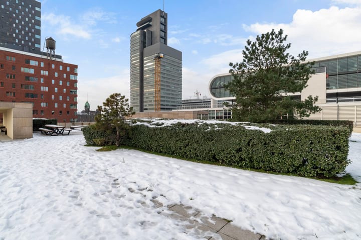 Photo 26 of Van der Hoevenplein 134