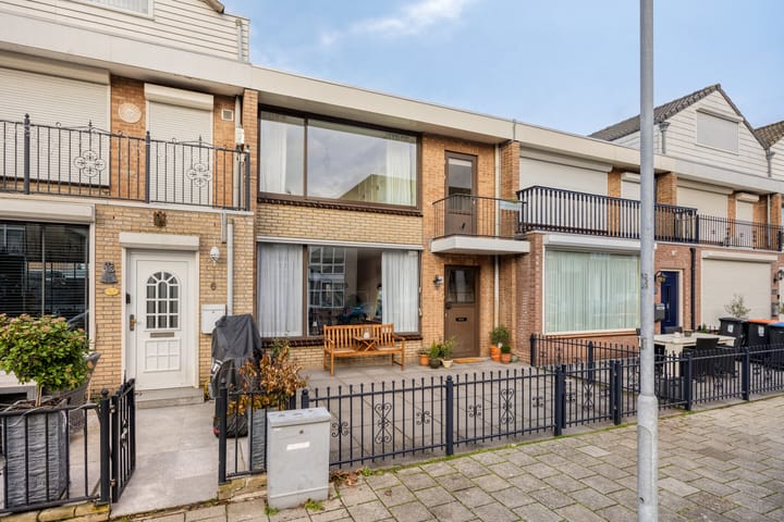 Foto 26 van Dommelstraat 8