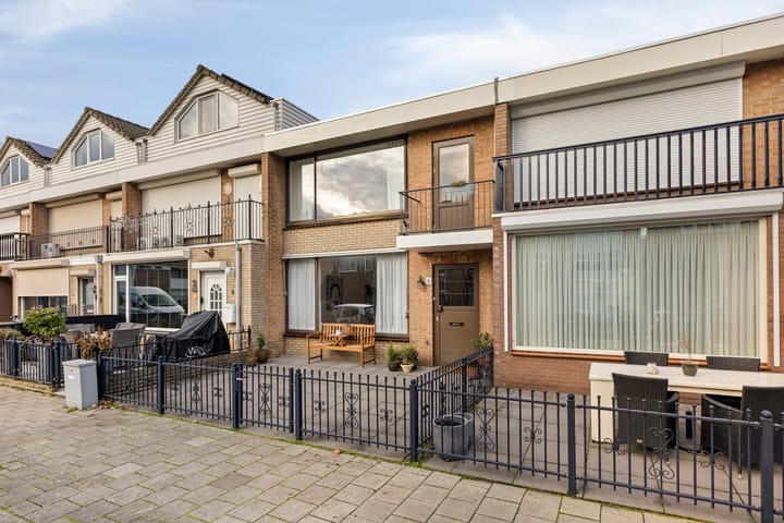 Foto 28 van Dommelstraat 8