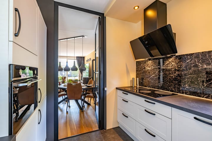 Foto 17 van De Lijnbaan 31