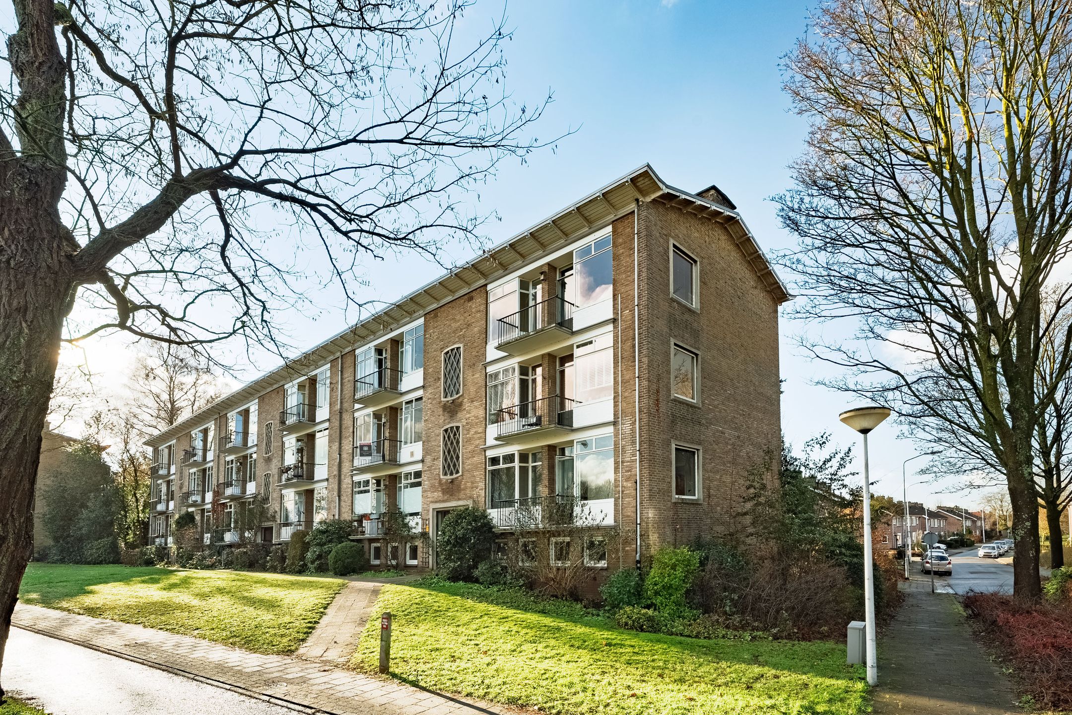 Buying a house in The Netherlands., Diedenweg 109-II