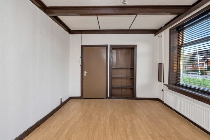 Photo 14 of Koewijzend 1