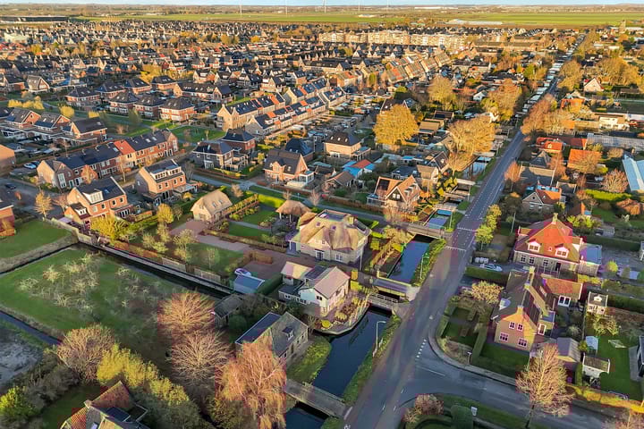 Photo 25 of Koewijzend 1