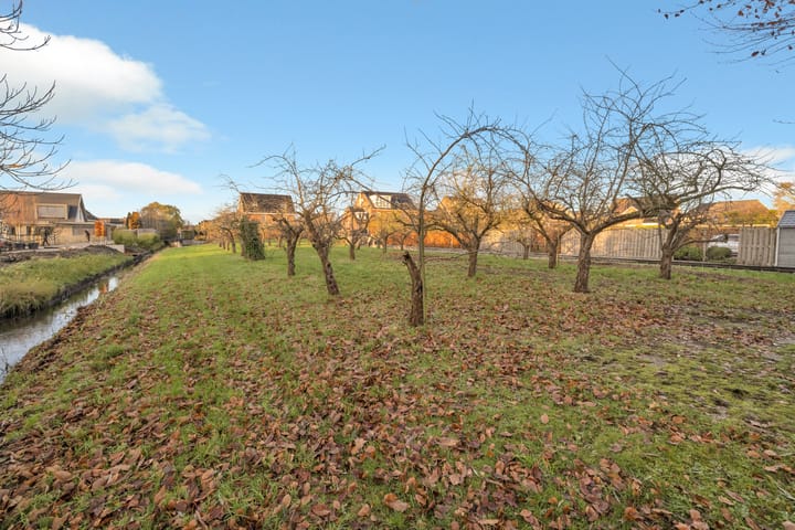 Photo 34 of Koewijzend 1