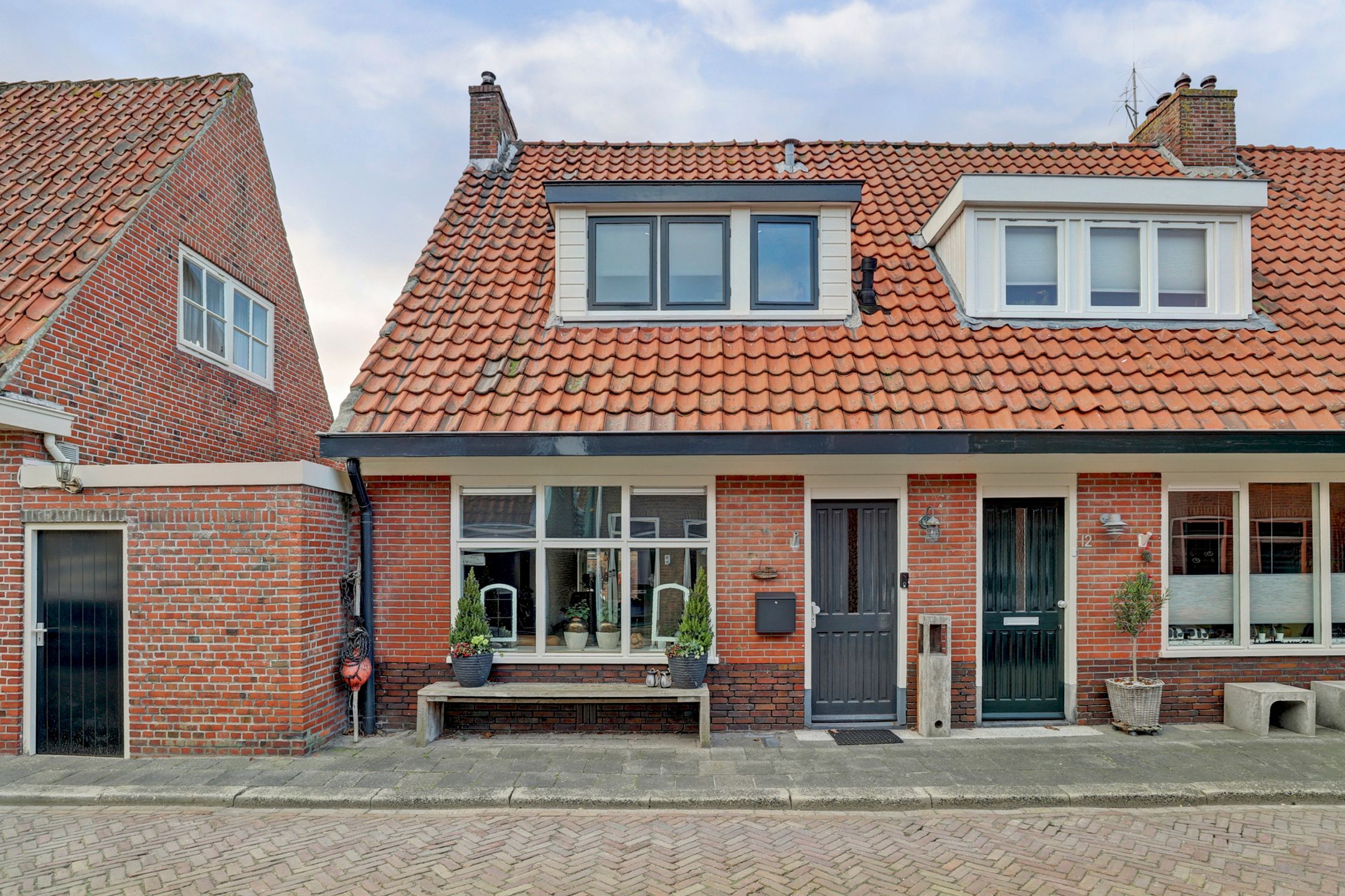 Buying a house in The Netherlands., Zeilmakersstraat 14
