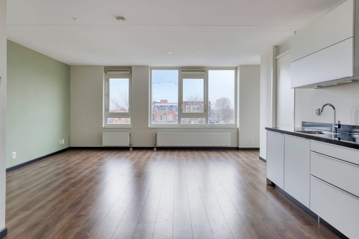 Photo 8 of Belcampostraat 57