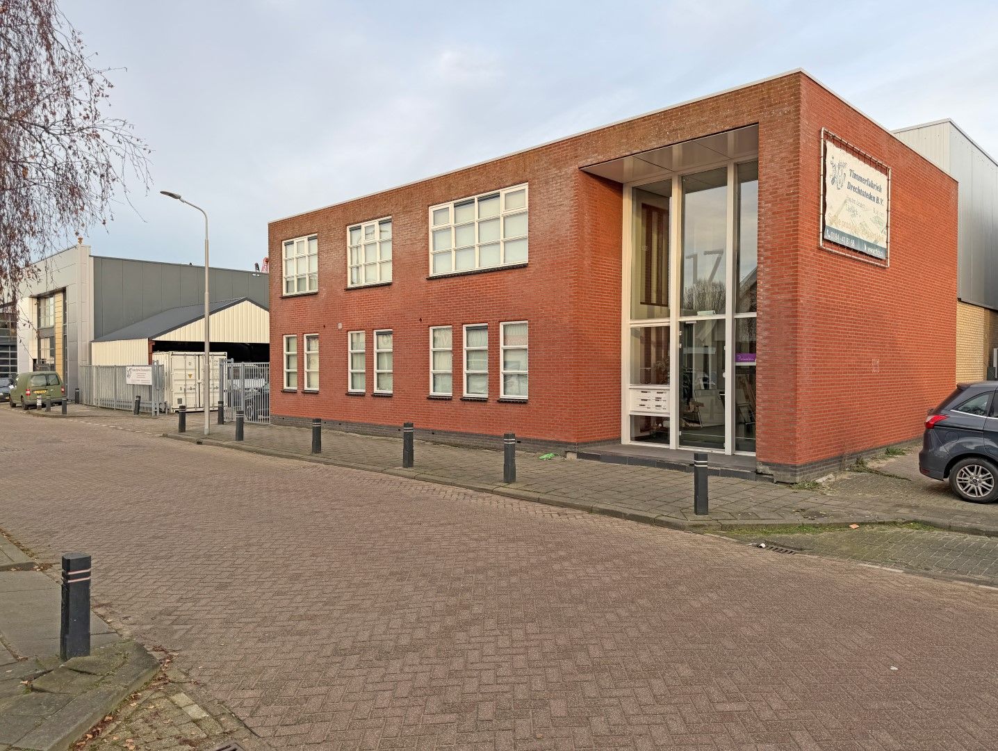 Bekijk foto 5 van Lelystraat 17