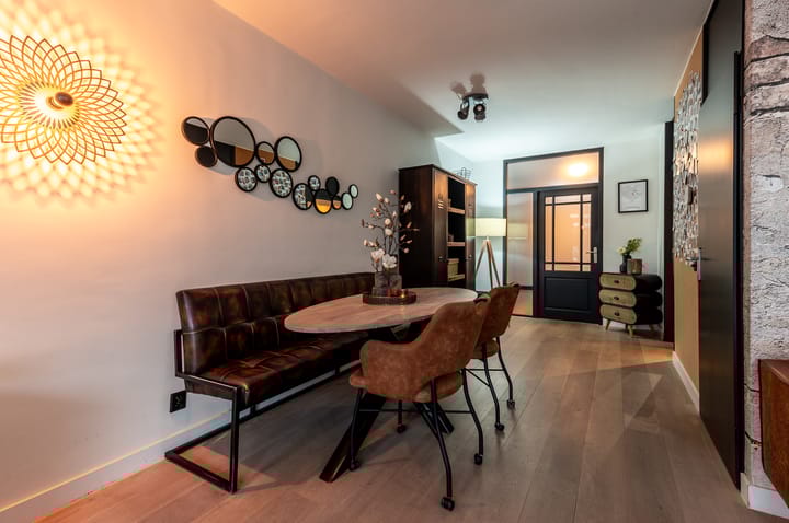 Foto 12 van Hoefbladmeen 14