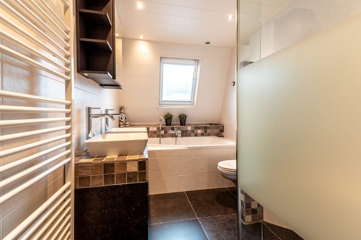 Foto 33 van Hoefbladmeen 14