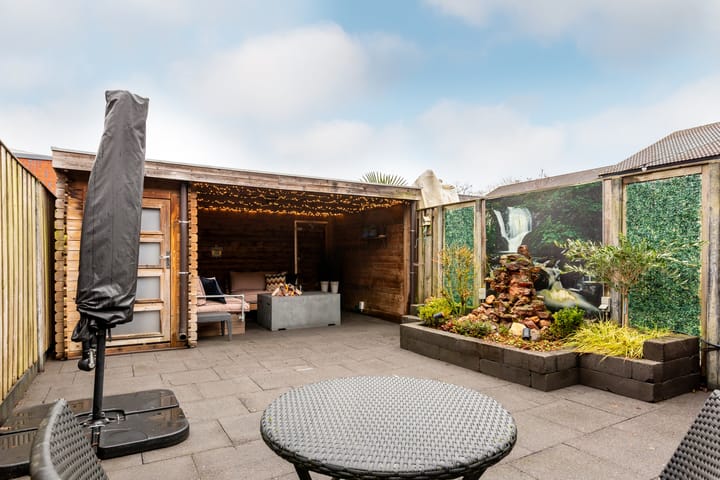 Foto 43 van Hoefbladmeen 14