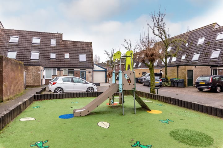 Foto 51 van Hoefbladmeen 14