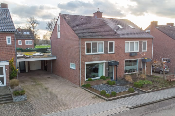 Foto 2 van Tiendstraat 24