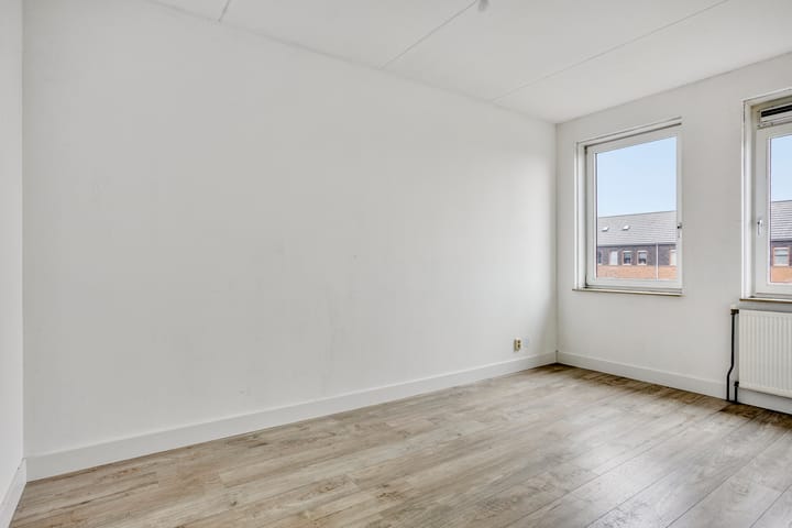 Photo 17 of Velduil 39