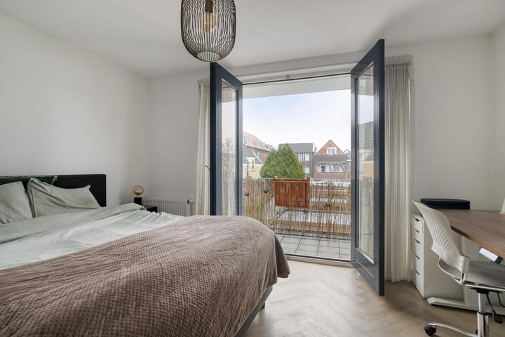 Foto 16 van Venestraat 7-A