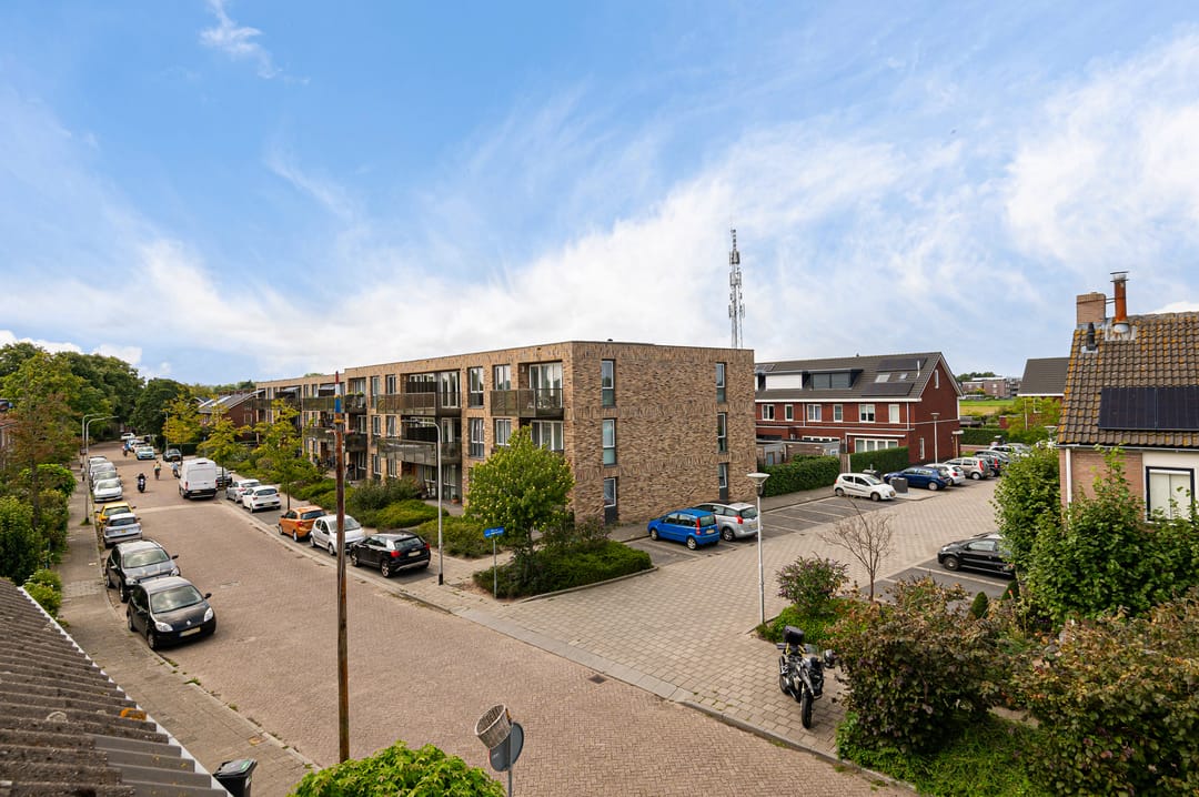 Photo 32 of Michiel de Ruyterstraat 52