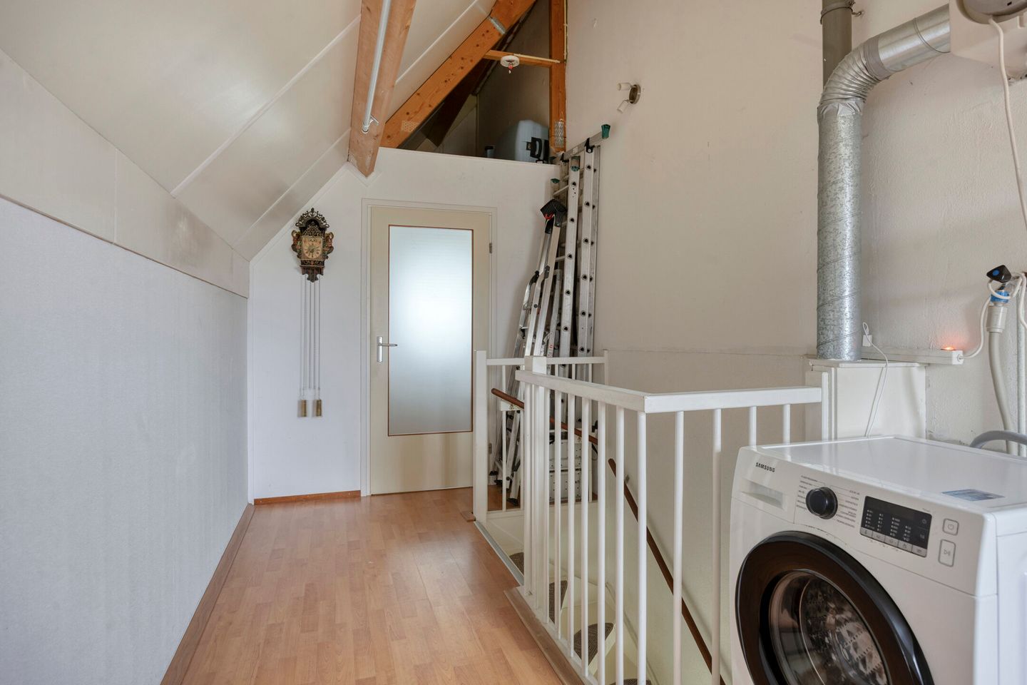 Foto 20 van Makelaar 33