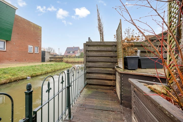 Foto 24 van Makelaar 33