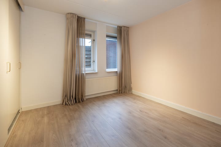 Foto 17 van Spiegeldwarsstraat 7