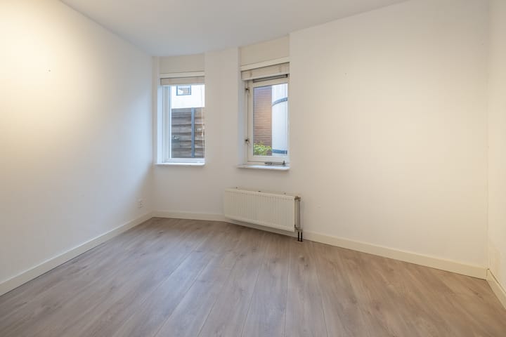 Foto 20 van Spiegeldwarsstraat 7