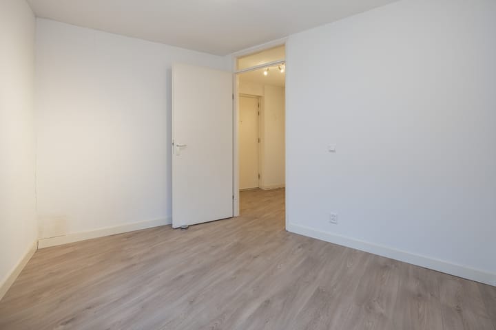 Foto 22 van Spiegeldwarsstraat 7