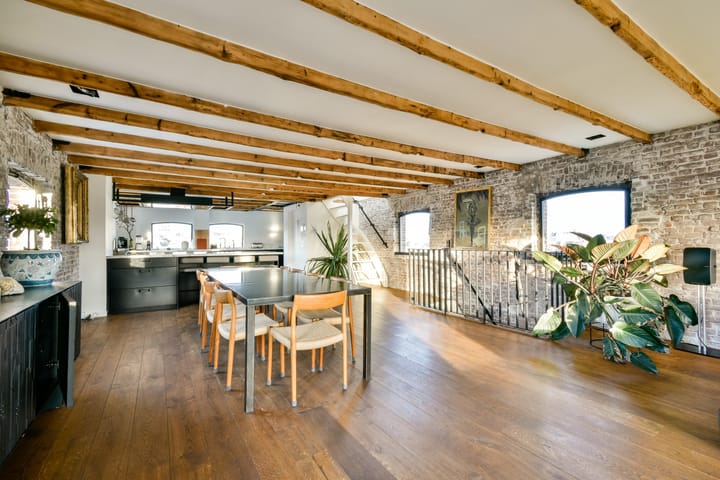 Photo 9 of Kloveniersburgwal 42-H