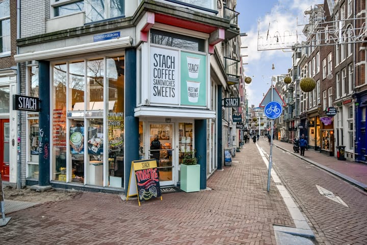 Photo 39 of Kloveniersburgwal 42-H