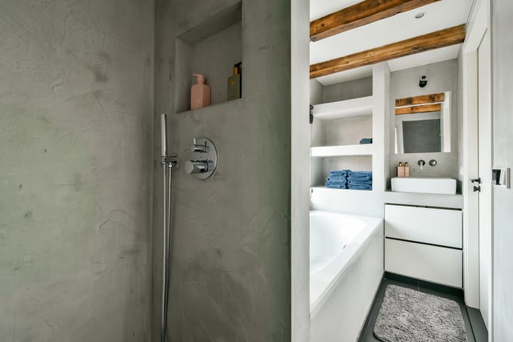 Photo 36 of Kloveniersburgwal 42-H