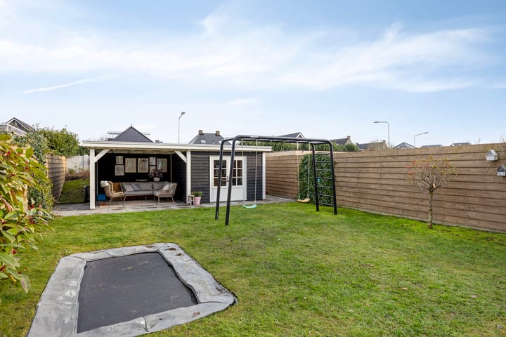 Photo 5 of Botter 25