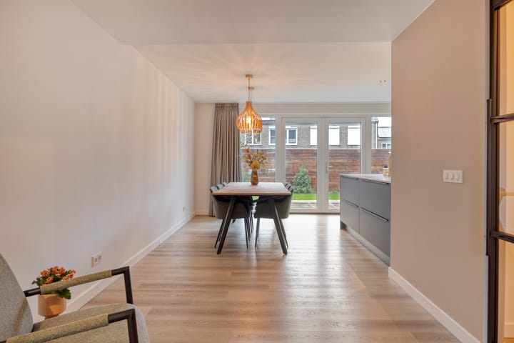 Foto 12 van Prins Bernhardstraat 25