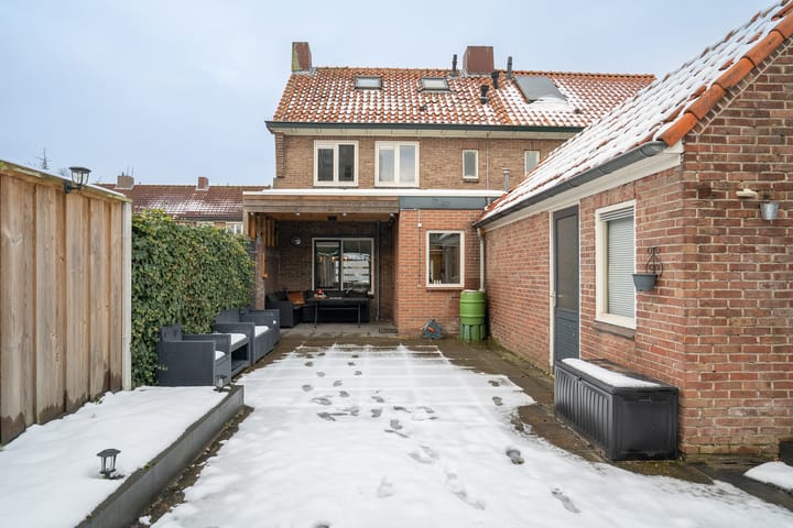 Foto 25 van Halmaherastraat 6