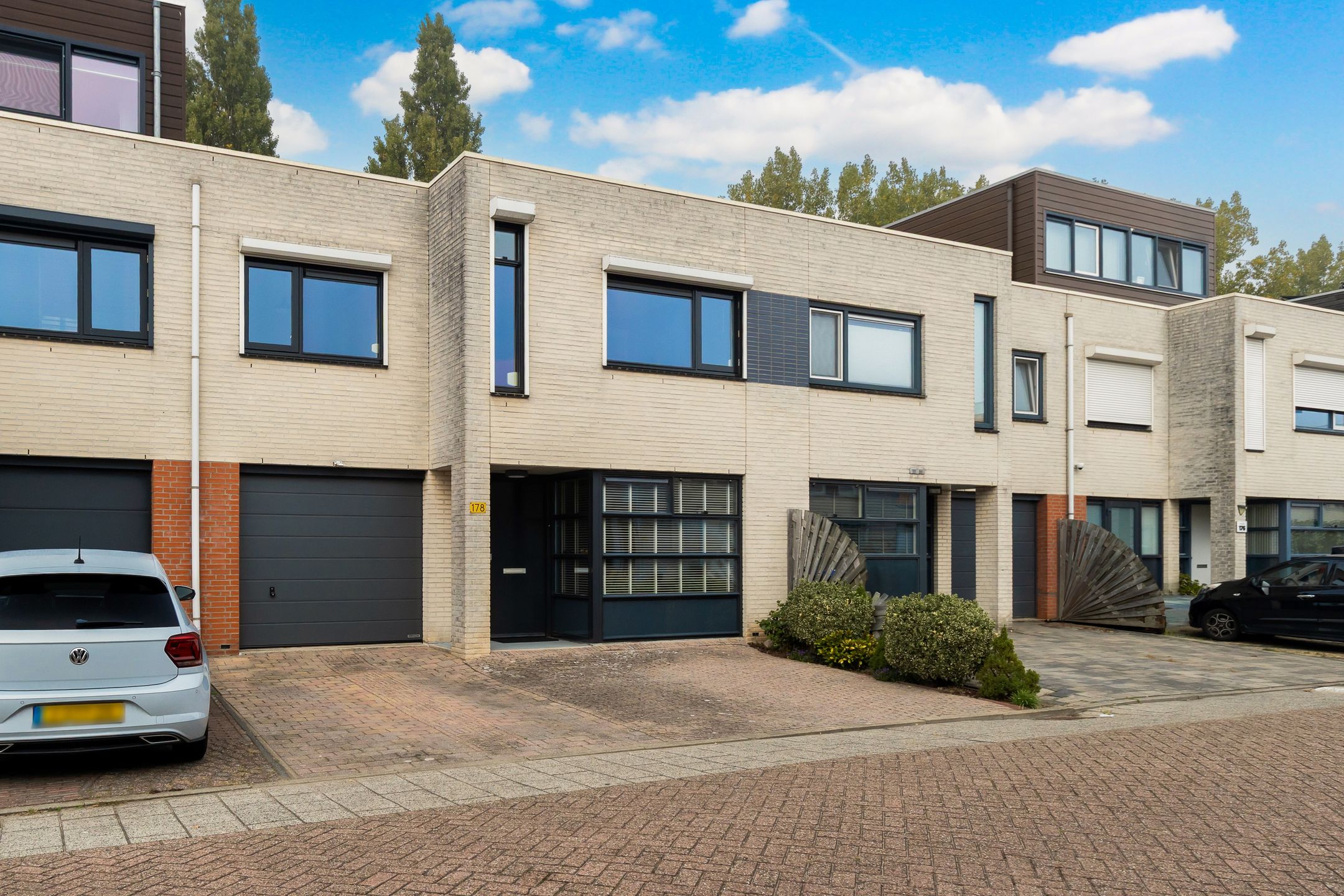 Buying a house in The Netherlands., Amazone 178