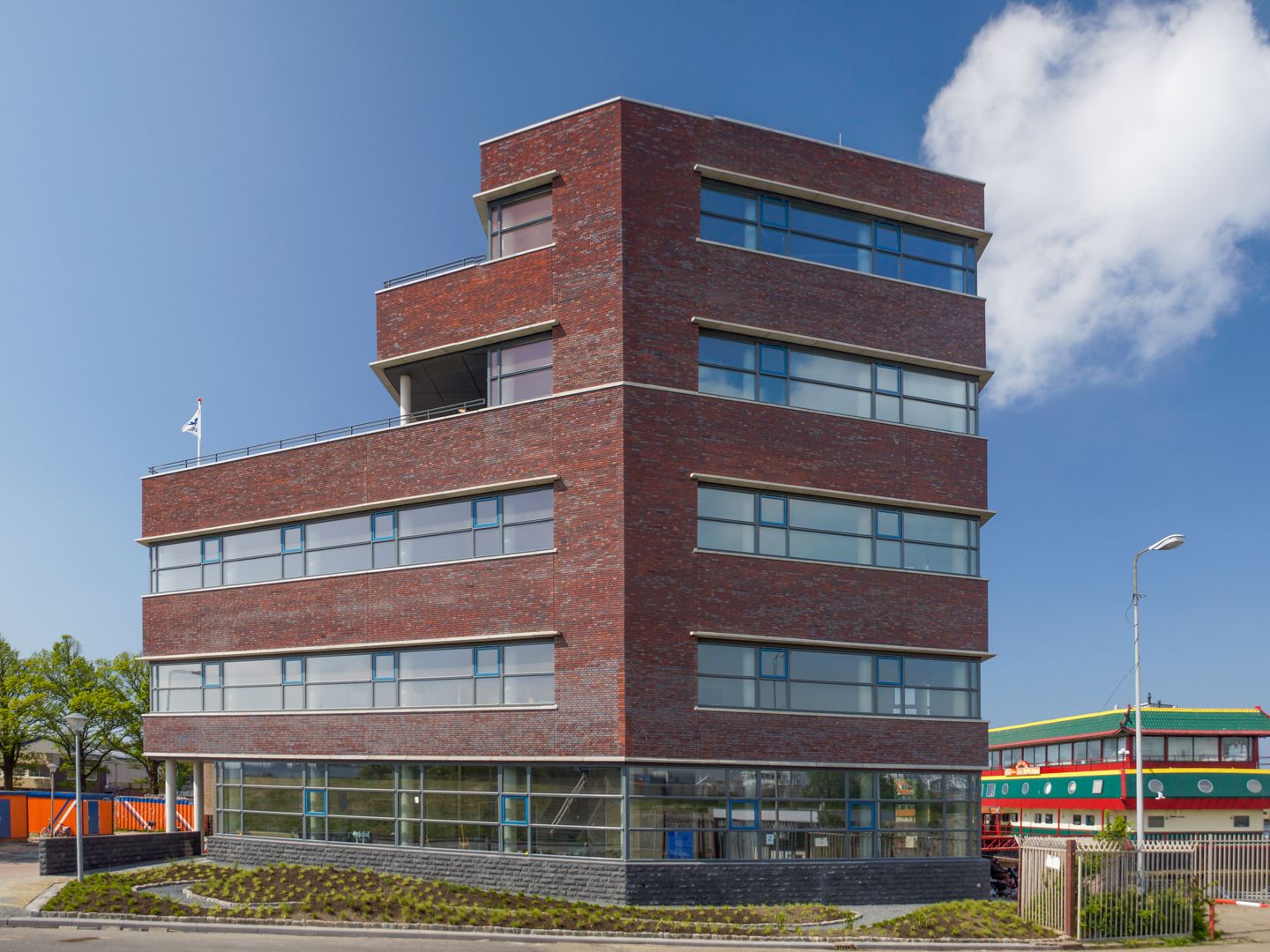 View photo 2 of Ankerpark 27