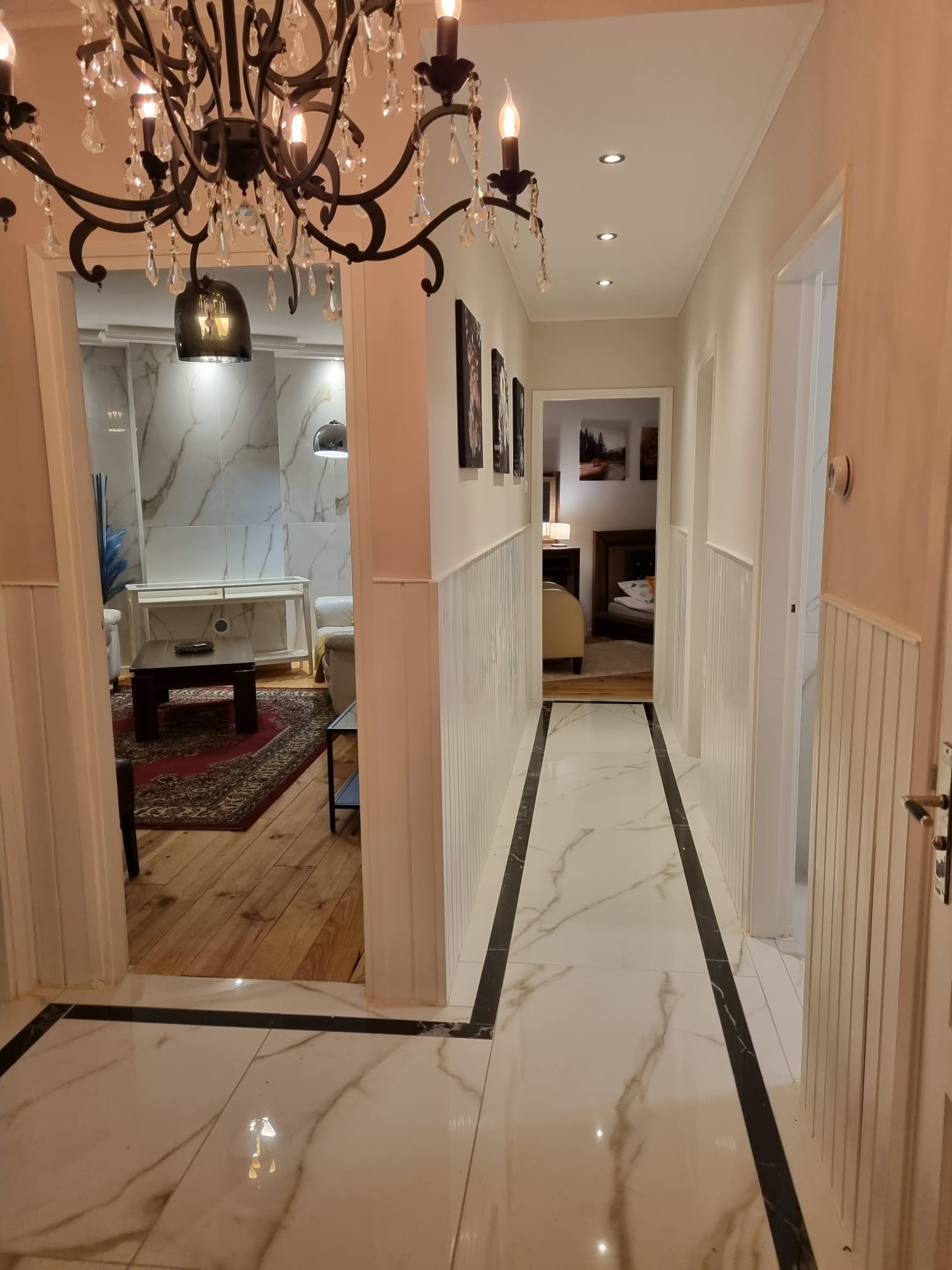 Photo 3 of Teding van Berkhoutstraat 23-II