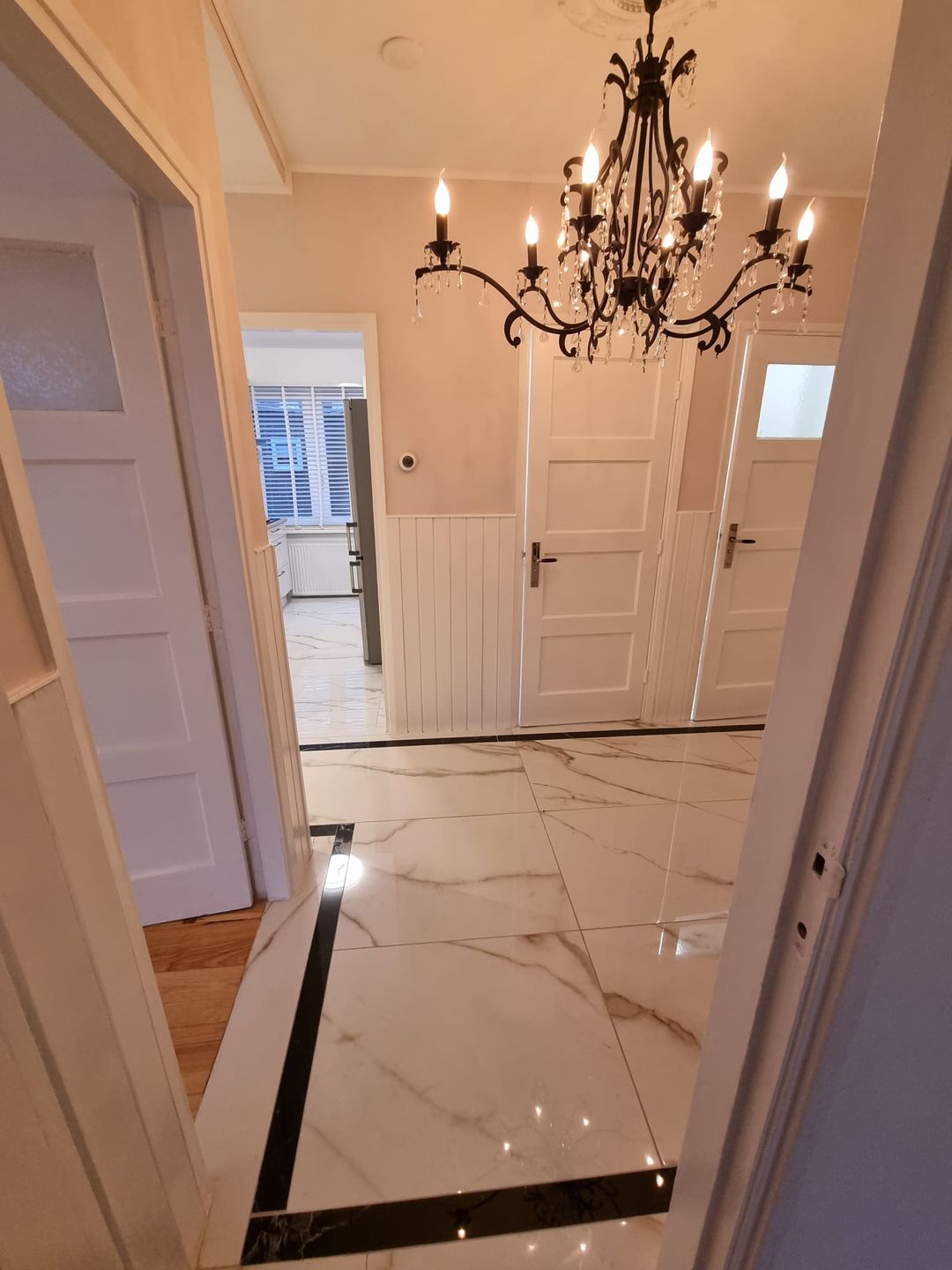 Photo 22 of Teding van Berkhoutstraat 23-II