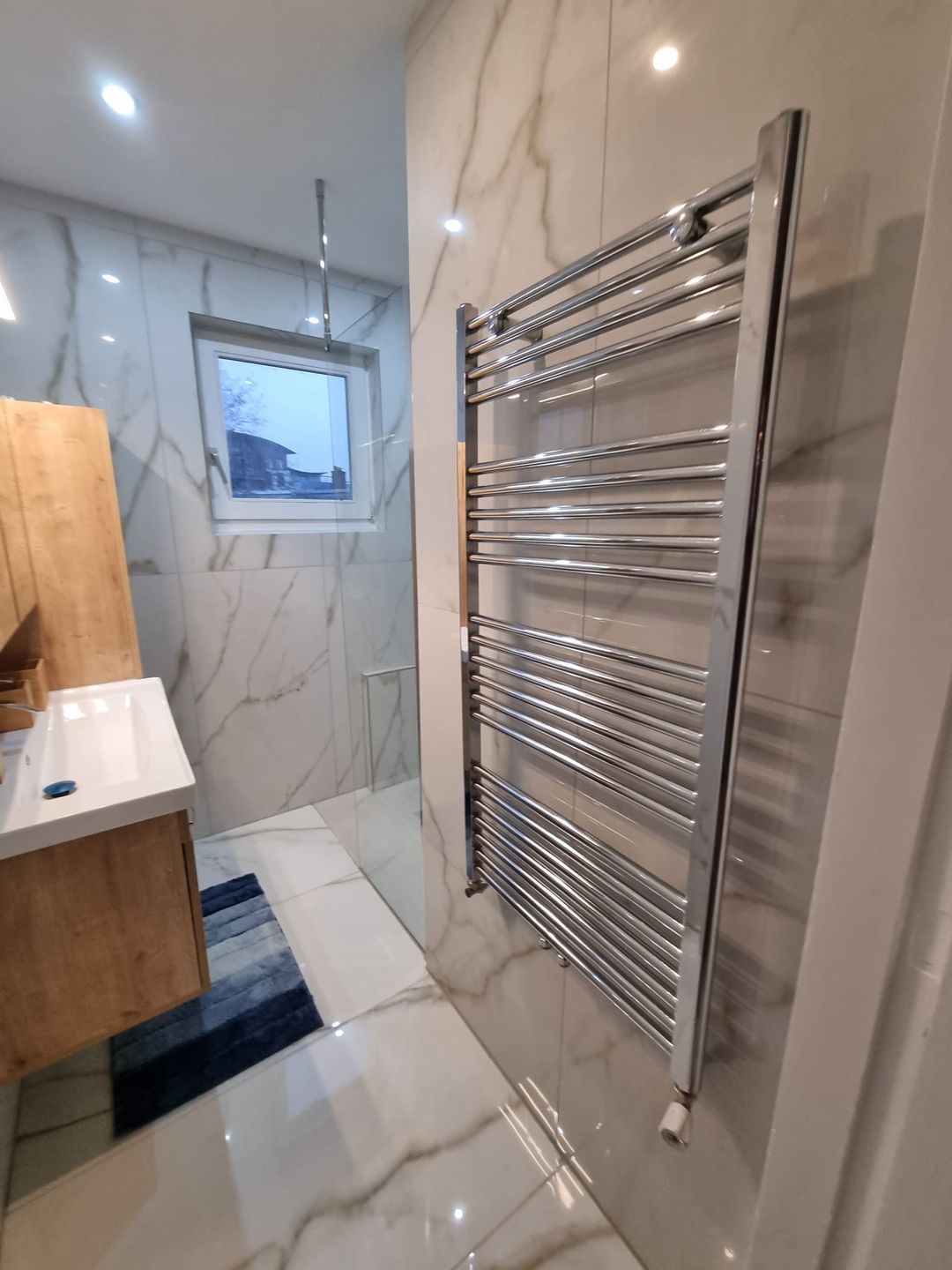 Photo 32 of Teding van Berkhoutstraat 23-II