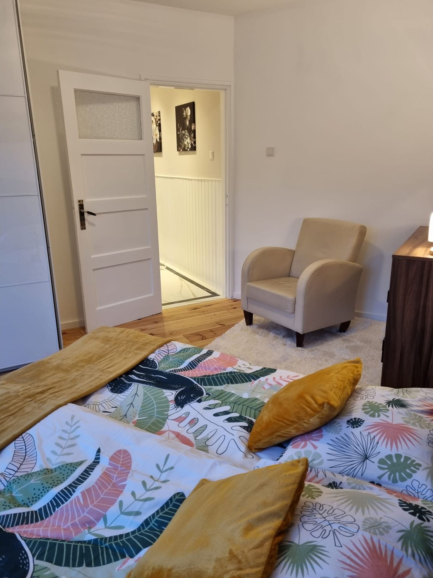 Photo 50 of Teding van Berkhoutstraat 23-II