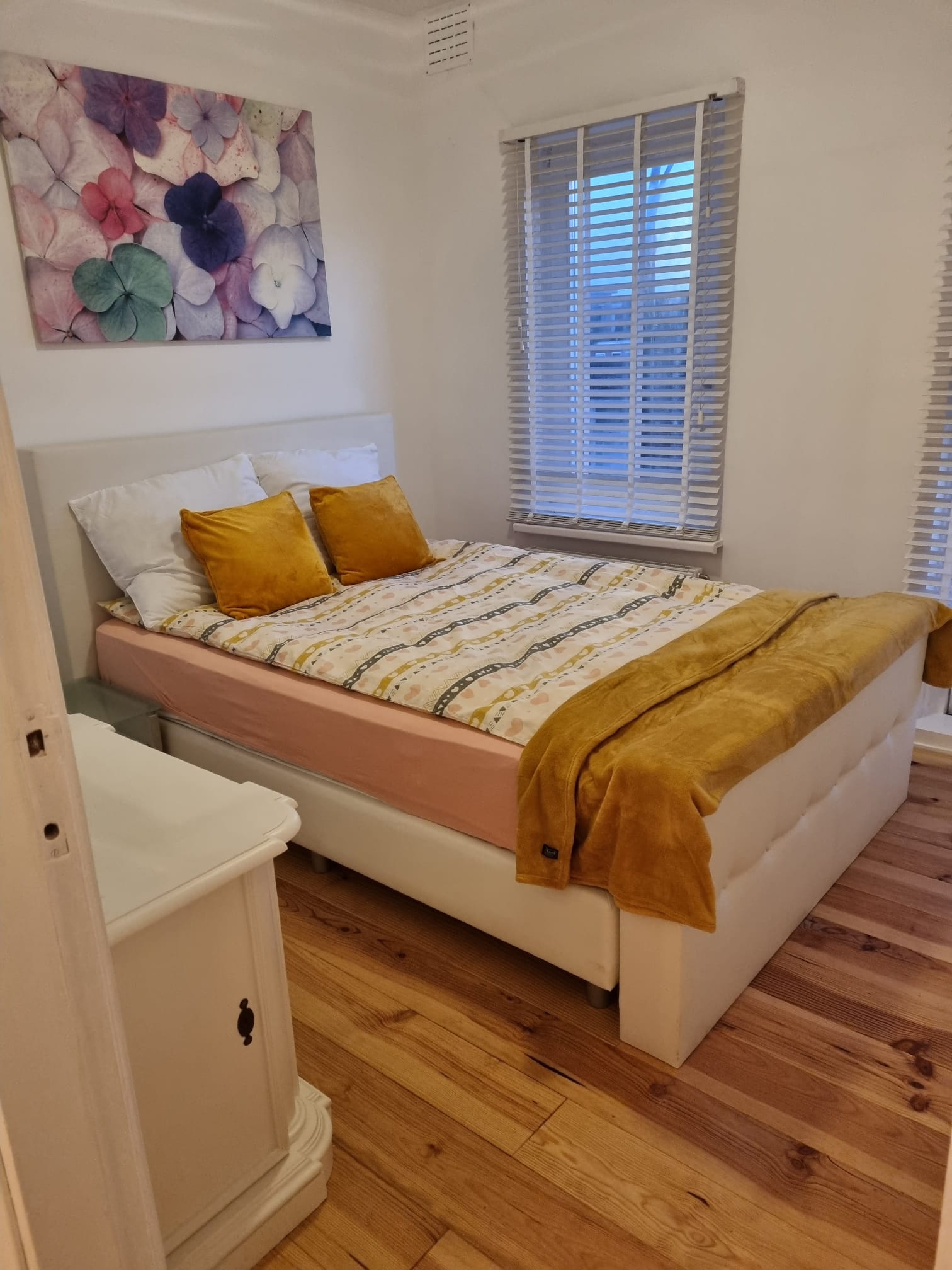 Photo 57 of Teding van Berkhoutstraat 23-II