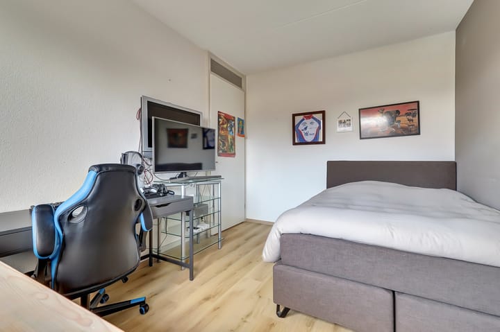 Photo 37 of Gruit 34