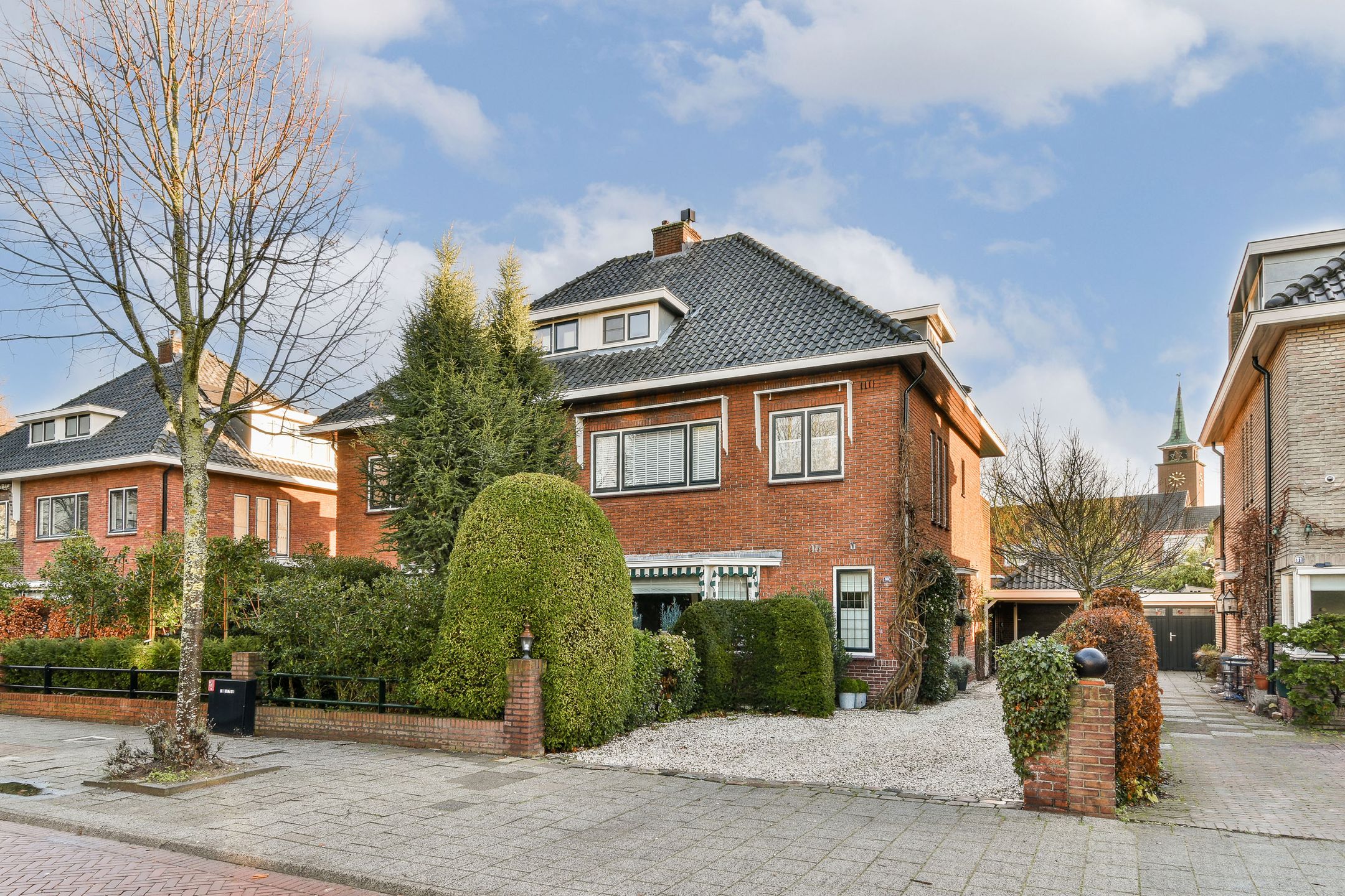 Buying a house in The Netherlands., Prins Bernhardlaan 33