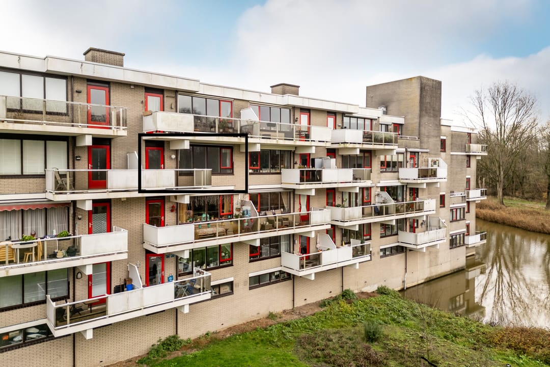 Photo 1 of Bugel 114