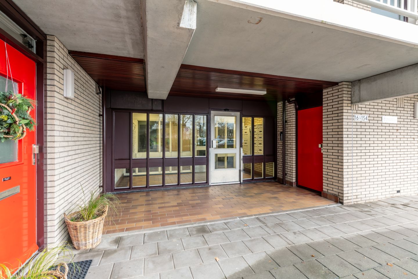 Photo 5 of Bugel 114