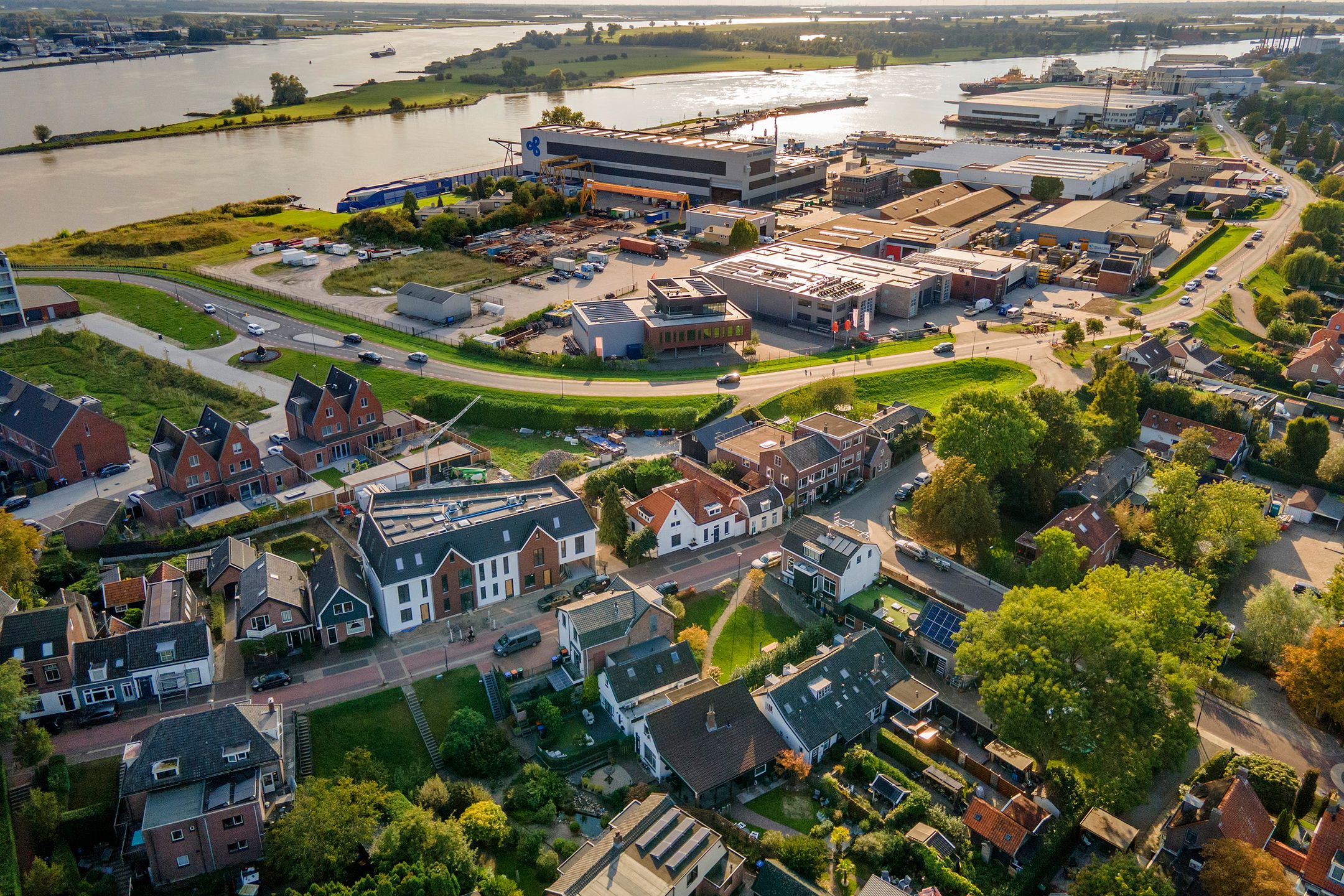 Photo 42 of De Buurt 10