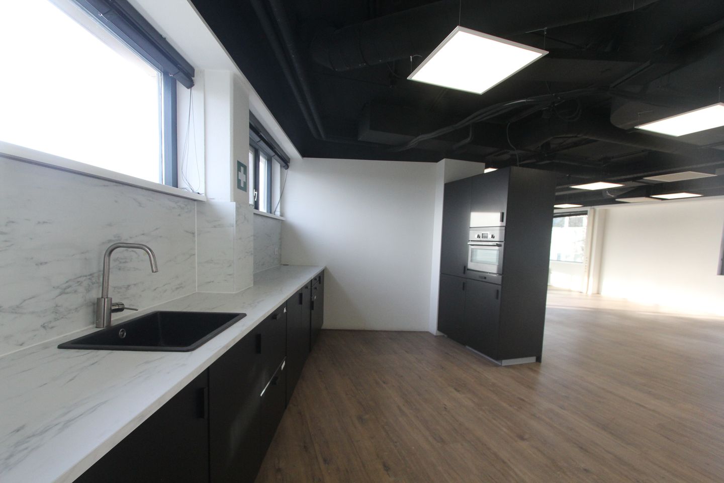 Bekijk foto 3 van Oudeweg 8