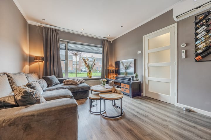 Foto 15 van van Galenstraat 8