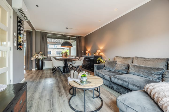 Foto 16 van van Galenstraat 8