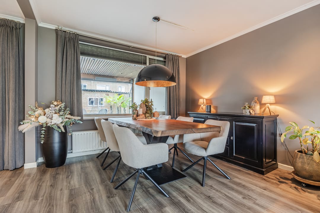 Foto 17 van van Galenstraat 8