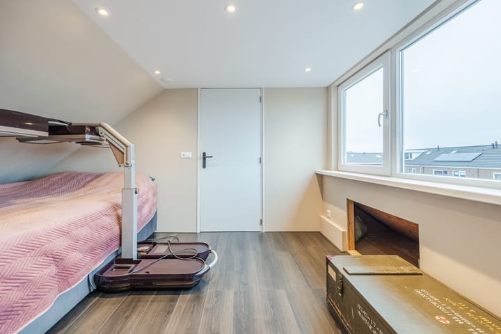 Foto 39 van van Galenstraat 8